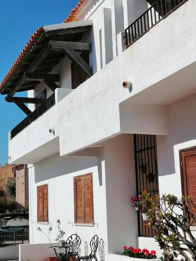 Aria Di Vacanza - Molara Loiri Porto San Paolo Εξωτερικό φωτογραφία
